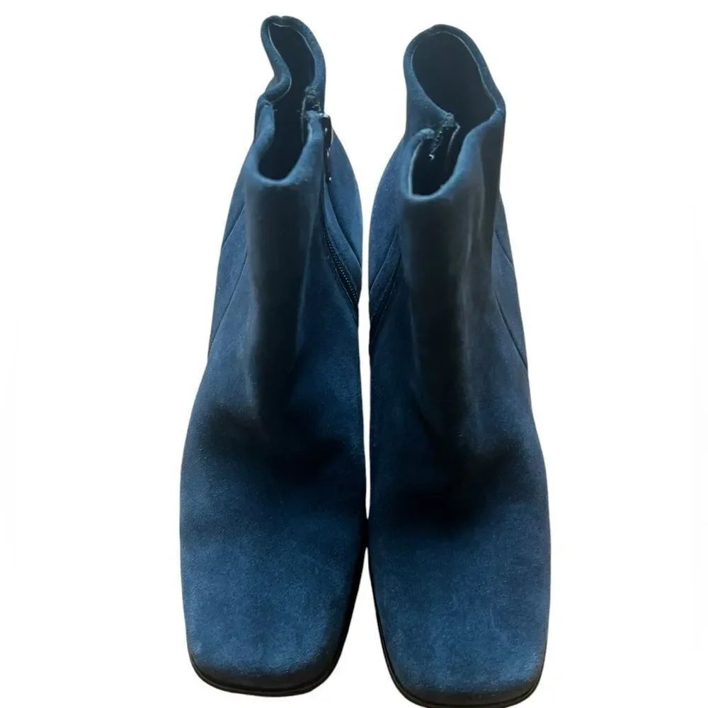 NWB White Mountain Blue Suede Block Heel Winter Booties Sz 9.5